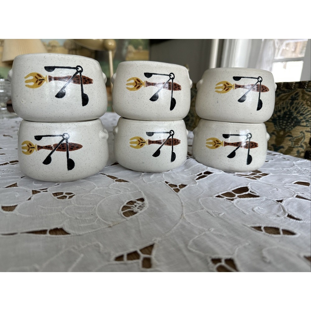 Vintage 1960's West Bend Stoneware Bean Pot Crock Bowl MCM Fork & Spoon Set Of 6